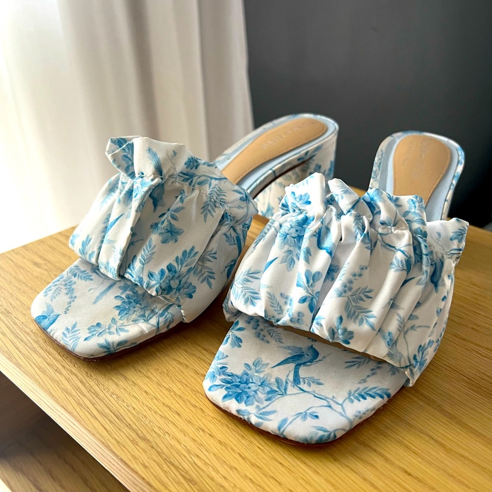 Cute blue and white floral heels